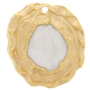 Colgante irregular 25x22 mm con resina epoxi - Dorado con oro fino - Blanco x1