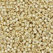 Toho Treasures 1.8 mm TO1TPF559 - PF Galvanized Yellow Gold x8g