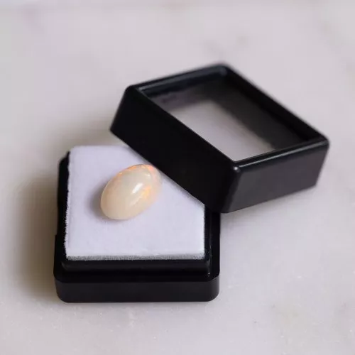 Ópalo ovalado etíope 12.9x8.3 mm - 2.9 cts