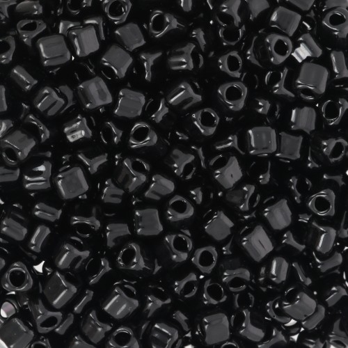 Miyuki 8/0 Triángulo TR8-401 - Black x8g