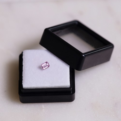 Zafiro rectangular 4,1x3,1 mm - 0,26 cts