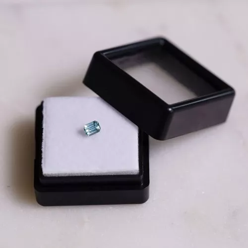 Saphir bicolore rectangle 4.1x3.1 mm - 0.35 cts
