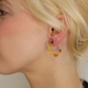 Pendientes de aro flor acetato 25x24 mm - Carey - Verde - Naranja x 2