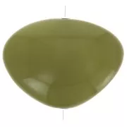 Cuenta de resina opaca irregular plana 20x27 mm Verde Oliva x1