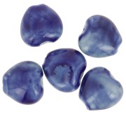 Cuentas de cerámica corazón 15x15 mm - Azul oscuro jaspeado x5