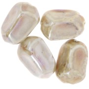 Cuenta cerámica irregular 34x26 mm - Crudo - Mármol beige irisado x1