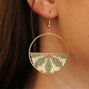 Colgante circular con barra horizontal - anillo entretejido - 38 mm - Dorado x1