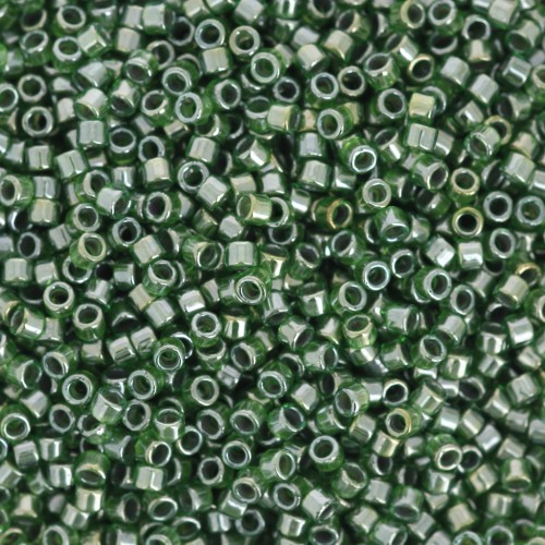 Toho Aiko 11/0 1.6 mm TA011049 - Peridoto verde rayado x4g