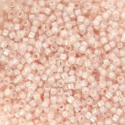 Toho Aiko 11/0 1.6 mm TA011033 - Blanco Lined Luster Light Rosaline x4g