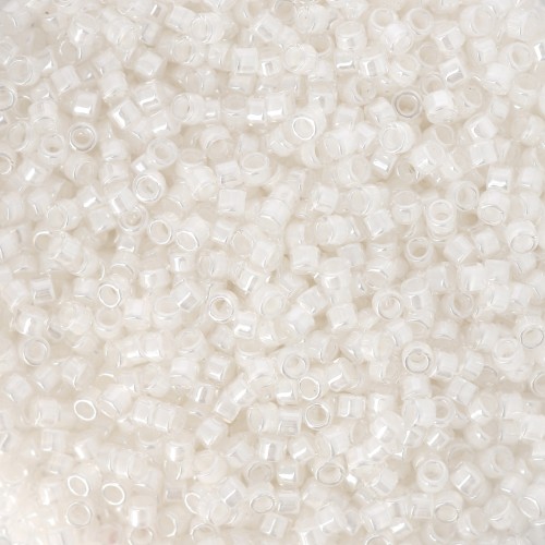 Toho Aiko 11/0 1.6 mm TA011030 - Cristal forrado blanco x4g