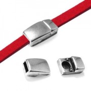 Cierre magnético 17x8 mm para cordónes 5 mm Chapado Plateado envejecido x1