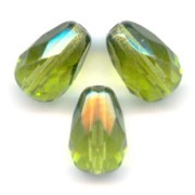 Cuentas en forma de pera facetadas de 10 x 7 mm - Olivina x20