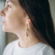 Ganchos pendientes ovalados martillados 32x19 mm - Dorado con oro fino x2