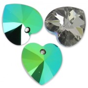 Corazón Swarovski 6228 14.4x14 mm Cristal Scarabaeus Verde x1