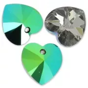 Corazón PureCrystal 6228 14,4x14 mm Crystal Scarabaeus Green x1