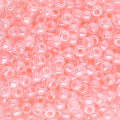 Rocalla Miyuki 8/0 517 - Baby Pink Ceylon x8g