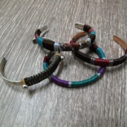 Pulsera martillada 6.5 mm dorado rosa x1