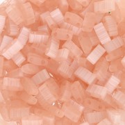 Cuentas Miyuki Half Tila 5 x 2,3 x 1,9 mm HTL-2556-1 - Coral pálido sedoso x 10 g