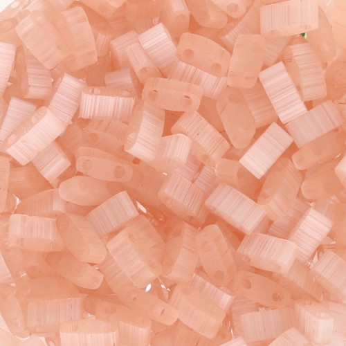 Cuentas Miyuki Half Tila 5 x 2,3 x 1,9 mm HTL-2556-1 - Coral pálido sedoso x 10 g