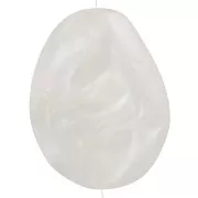 Cuenta plana irregular 25x20 mm en resina translúcida - Blanco nacarado x1