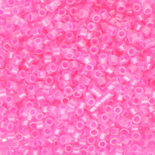 Toho Aiko 11/0 1.6 mm TA01910 - Hot Pink Ceylon x4g
