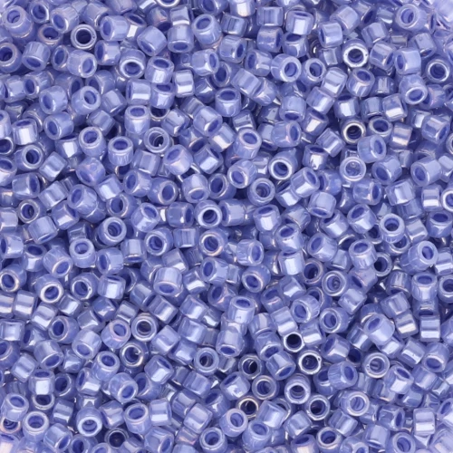 Toho Aiko 11/0 1.6 mm TA01921 - Virginia Bluebell Ceylon x4g