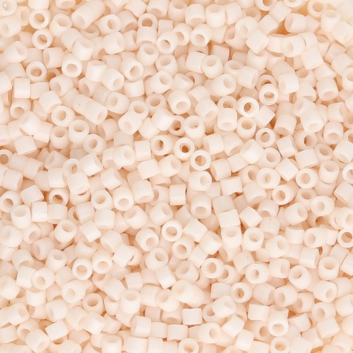 Miyuki Delica 11/0 DB1490 - Blanco Bisque Opaco paquete de 100g