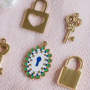 My DIY Jewellery - Kit de joyería Collar abalorios Llaves Acero Inoxidable Dorado