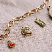 My DIY Jewellery - Kit de bisutería Collar Charms Corazones Acero Inoxidable Dorado