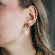 Ganchos pendientes Flor martillada 16x14,5 mm - Dorado con oro fino x2