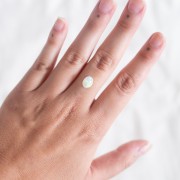 Ópalo ovalado etíope 8.8x6.8 mm - 1.20 cts