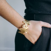 Pulsera brazalete flor de cerezo 36x160mm - Acero inoxidable 304L Dorado x1