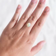 Ópalo ovalado etíope 10.1x8.1 mm - 2.10 cts