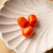 Cuenta barroca irregular de resina opaca 19x15 mm - Naranja x1