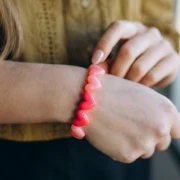 Cuentas corazón de resina opaca 13x15 mm - agujero horizontal - Naranja x6
