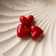 Cuenta corazón de resina transparente 15,5x18 mm - agujero horizontal - Rojo oscuro x1