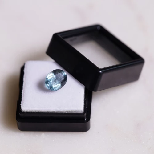 Aguamarina ovalada 9.9x7.6 mm - 2.25 cts