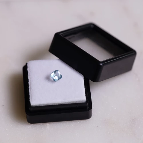 Aguamarina cojín 4.5x4.3 mm - 0.45 cts