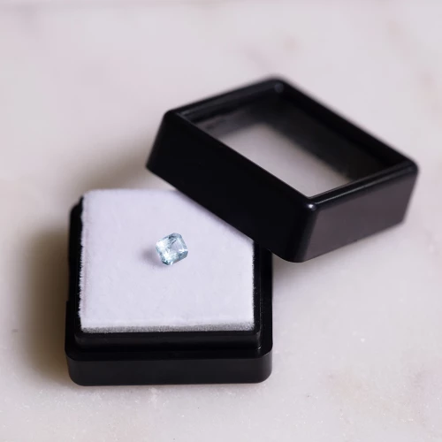 Aguamarina cojín 4.1x3.9 mm - 0.40 cts