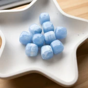 Cuentas cubo irregulares 16x17 mm - Acrílico opaco - Azul claro jaspeado x10