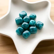Cuentas cubo irregulares 16x17 mm - Acrílico opaco - Verde pato jaspeado x10