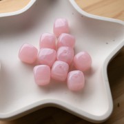 Cuentas cubo irregulares 16x17 mm - Acrílico translúcido - Jaspeado rosa claro x10