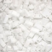 Miyuki Half Tila Beads 5x2.3x1.9 mm HTL-402 - Blanco Paquete de 100g