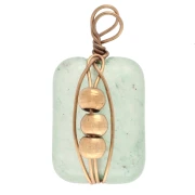 Dije rectangular de 13 x 6 mm - piedra preciosa teñida de aventurina - acero inoxidable 304 dorado
