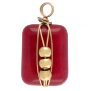 Dije rectangular de 13 x 6 mm con piedra semipreciosa teñida de cornalina - Acero inoxidable 304 Dorado