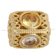 Cuenta rectangular 10x8 mm con óxidos de circonio - Dorado con oro fino - Multicolor