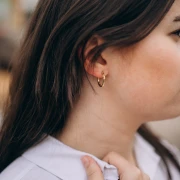 Pendientes de aro redondo martillado 18 mm - del hilo 2,5 mm - acero inoxidable 316L y Dorado 201 x2