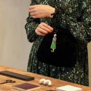 Kit Miyuki para crear un broche - Museo x1