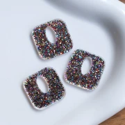 Colgante acrílico hueco cuadrado 21 mm - Purpurina multicolor x1