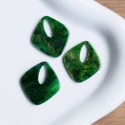 Colgante acrílico diamante hueco 28x25 mm - Brillo jaspeado verde oscuro x1